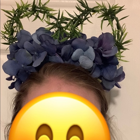 Custom made floral Minnie ears - Picture 4 of 6